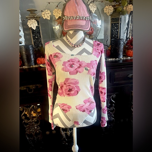 NWOT FREE PEOPLE INTIMATELY SWEATER BODYSUIT - Picture 4 of 5